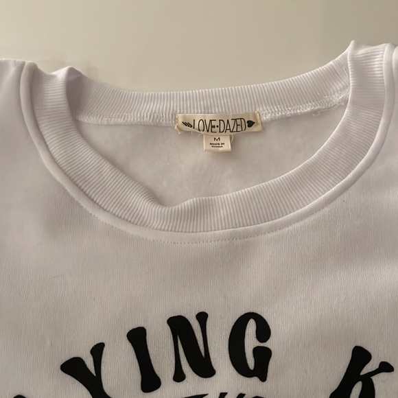 Live Dazed Women NWT-Size Med Sweatshirt-super soft - Picture 3 of 7